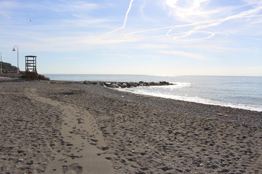 Beach And Family Велес-Малага Екстериор снимка